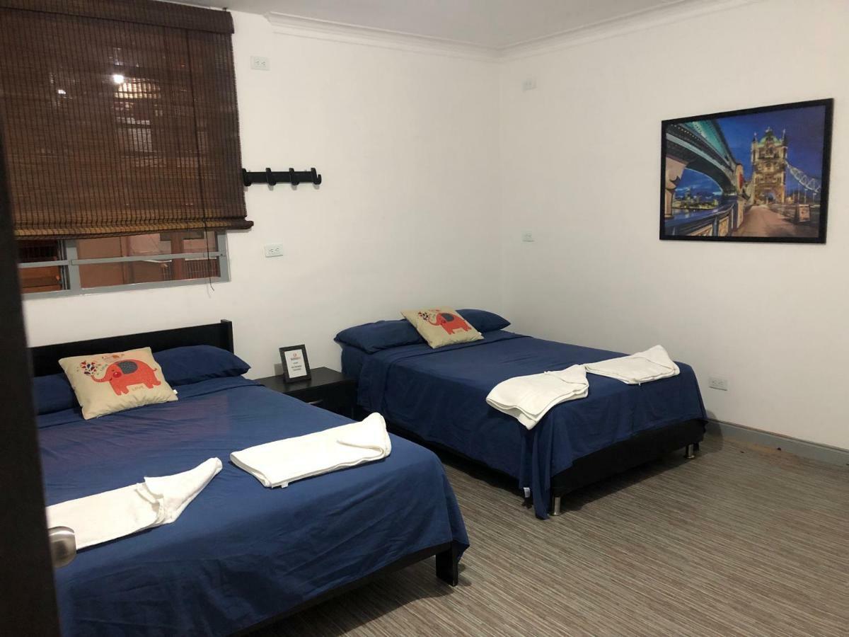 Backpackers Inn מדיין מראה חיצוני תמונה